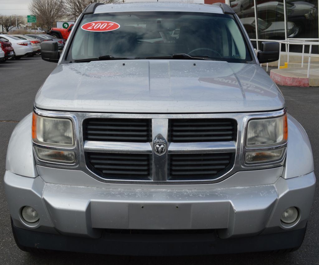 2007 Dodge Nitro Image 2