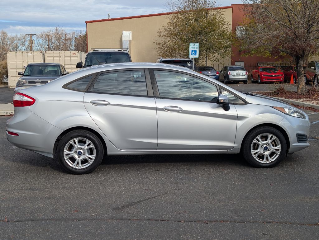 2016 Ford Fiesta Image 6