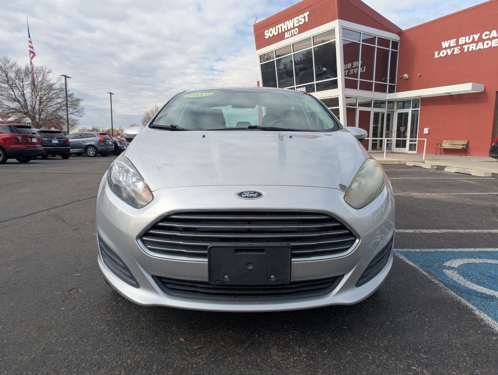 2016 Ford Fiesta Image 8