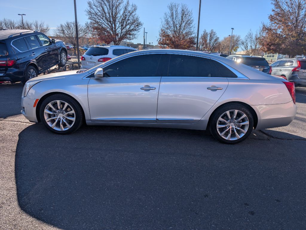 2017 Cadillac XTS Image 2