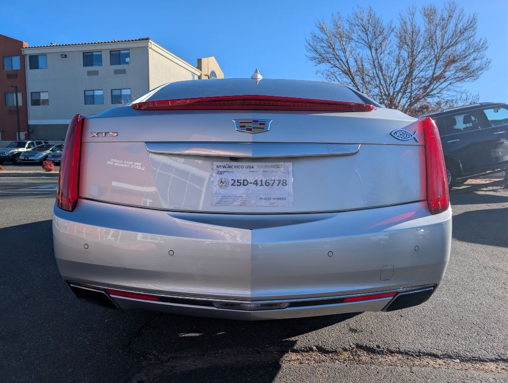 2017 Cadillac XTS Image 4