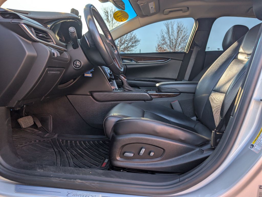 2017 Cadillac XTS Image 9