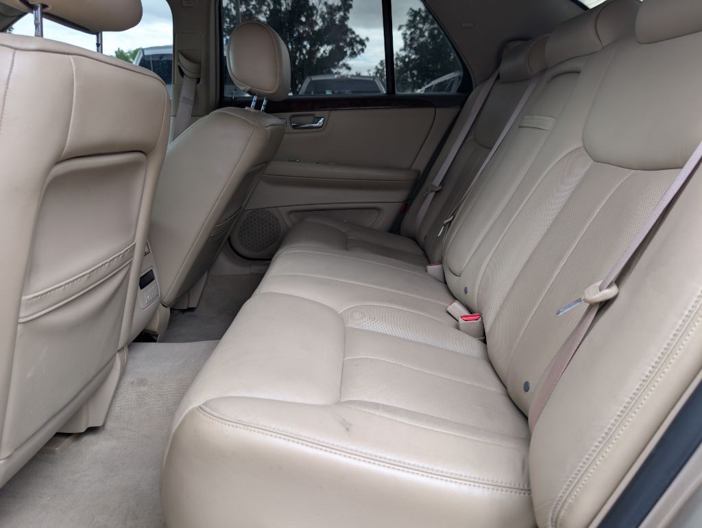 2006 Cadillac DTS Image 9