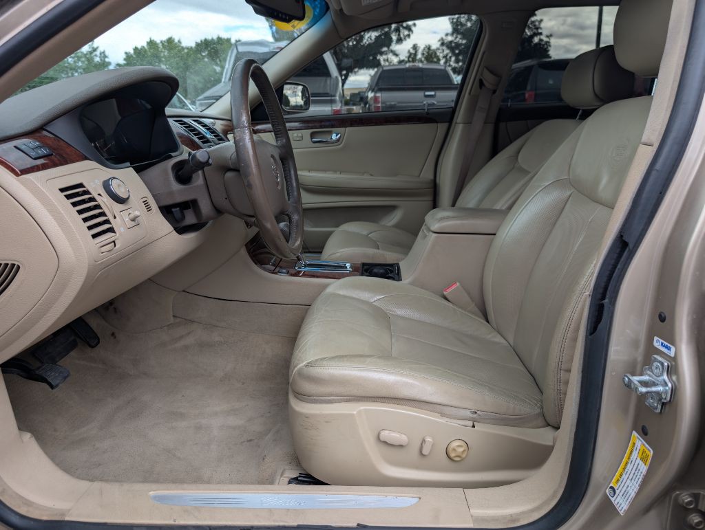 2006 Cadillac DTS Image 10