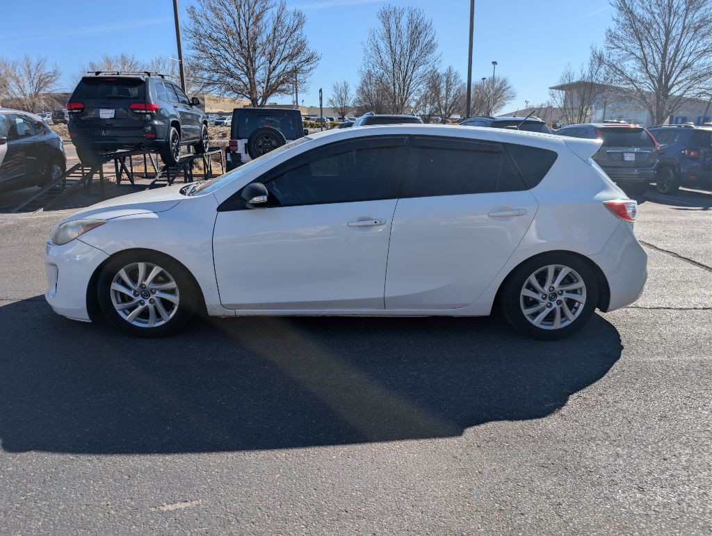 2013 Mazda Mazda3 Image 2