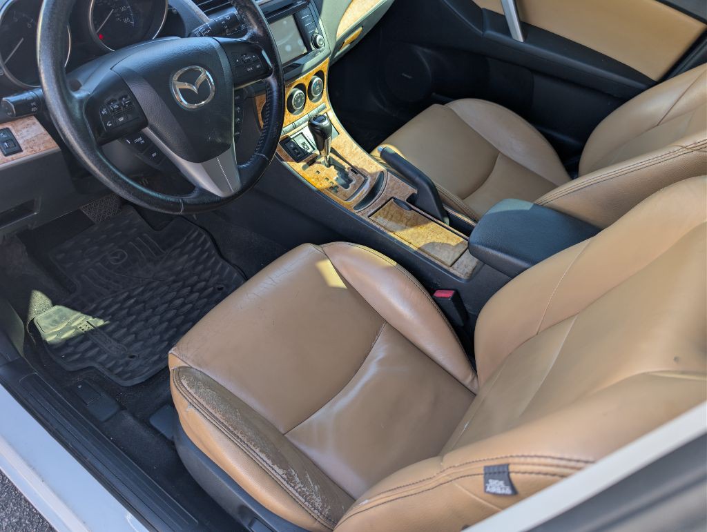 2013 Mazda Mazda3 Image 9