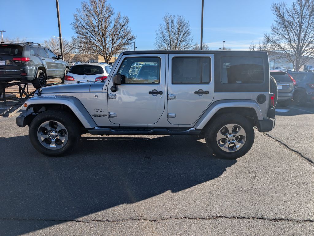 2017 Jeep Wrangler Unlimited Image 2