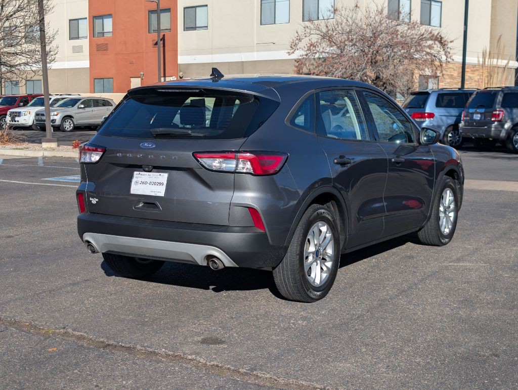2022 Ford Escape Image 5