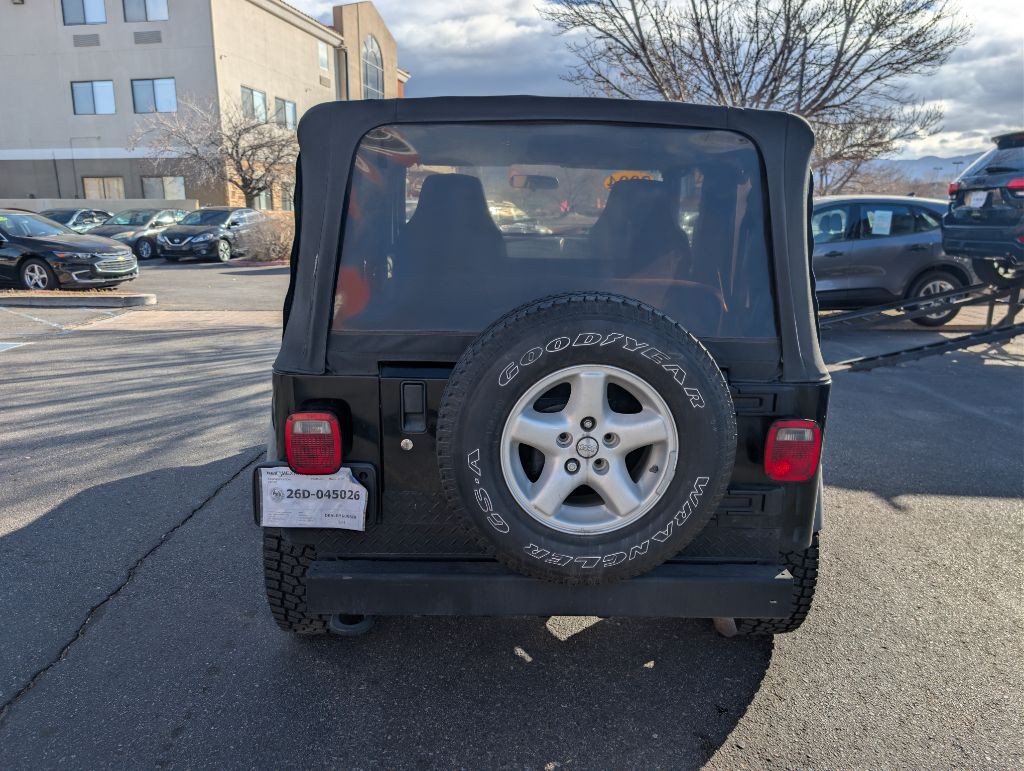 2004 Jeep Wrangler Image 4
