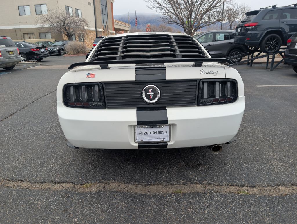 2009 Ford Mustang Image 4