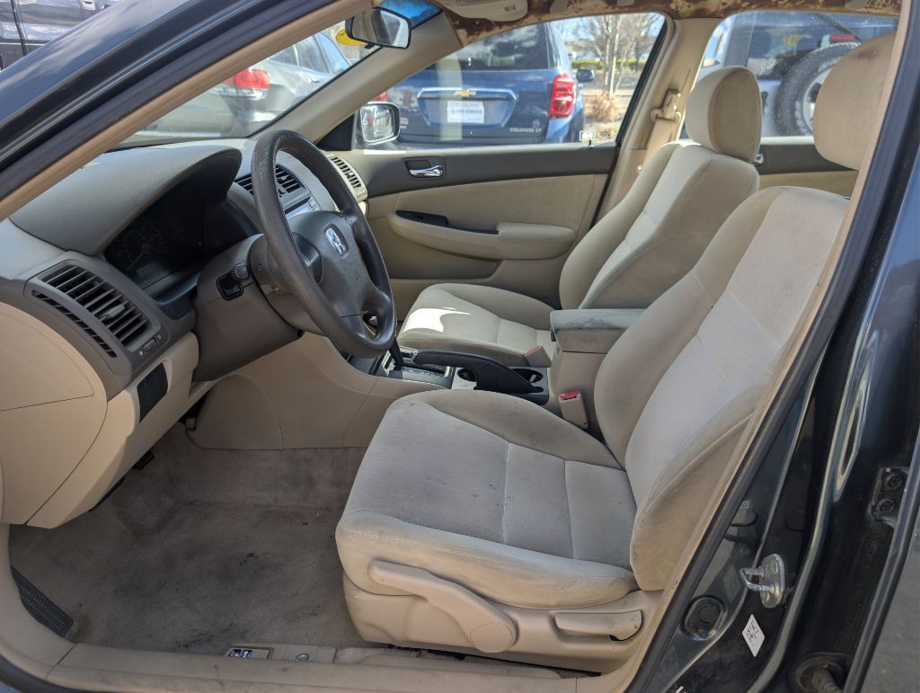 2004 Honda Accord Image 10