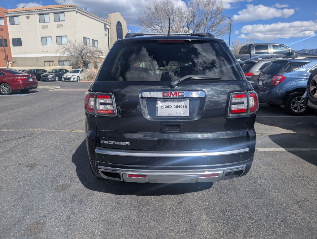2015 GMC Acadia Image 4