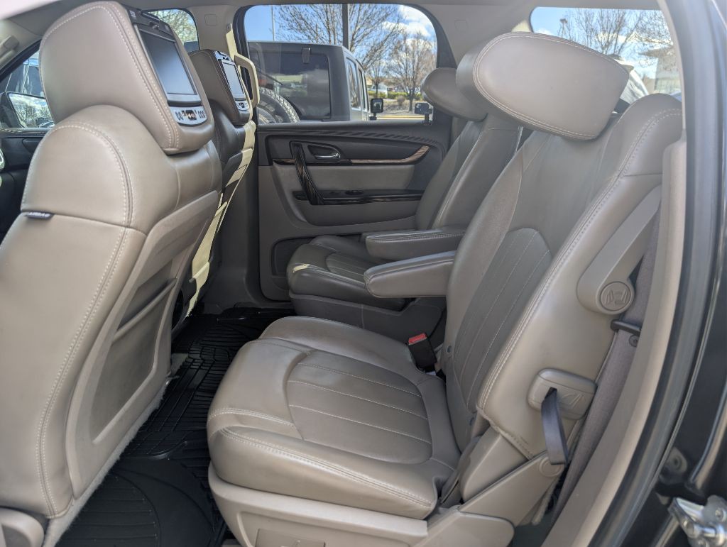 2015 GMC Acadia Image 11