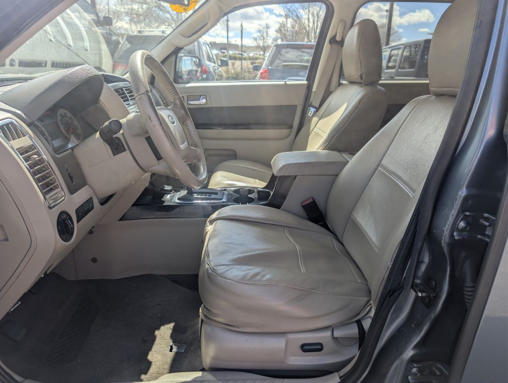 2010 Ford Escape Image 11