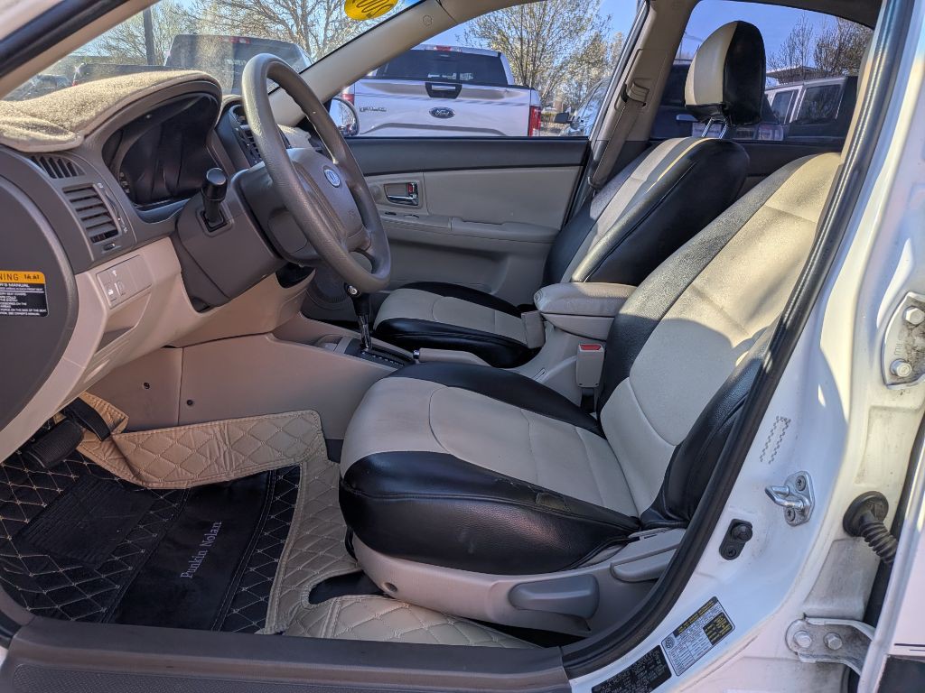 2009 Kia Spectra Image 11