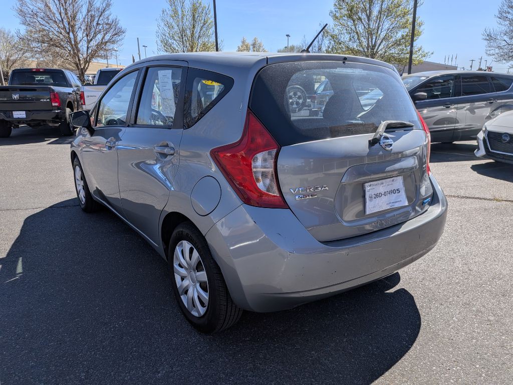 2015 Nissan Versa Image 3