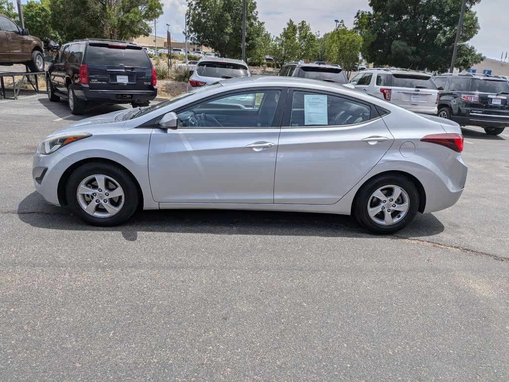 2014 Hyundai Elantra Image 2