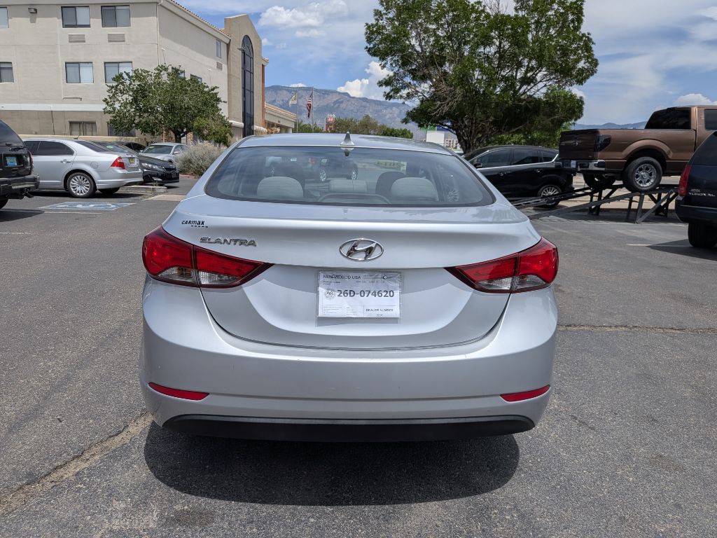 2014 Hyundai Elantra Image 4