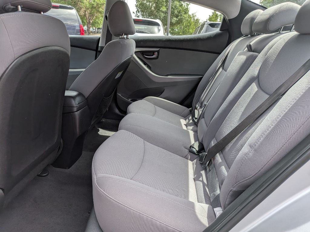 2014 Hyundai Elantra Image 11