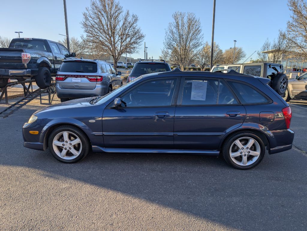 2003 Mazda Protege Image 2