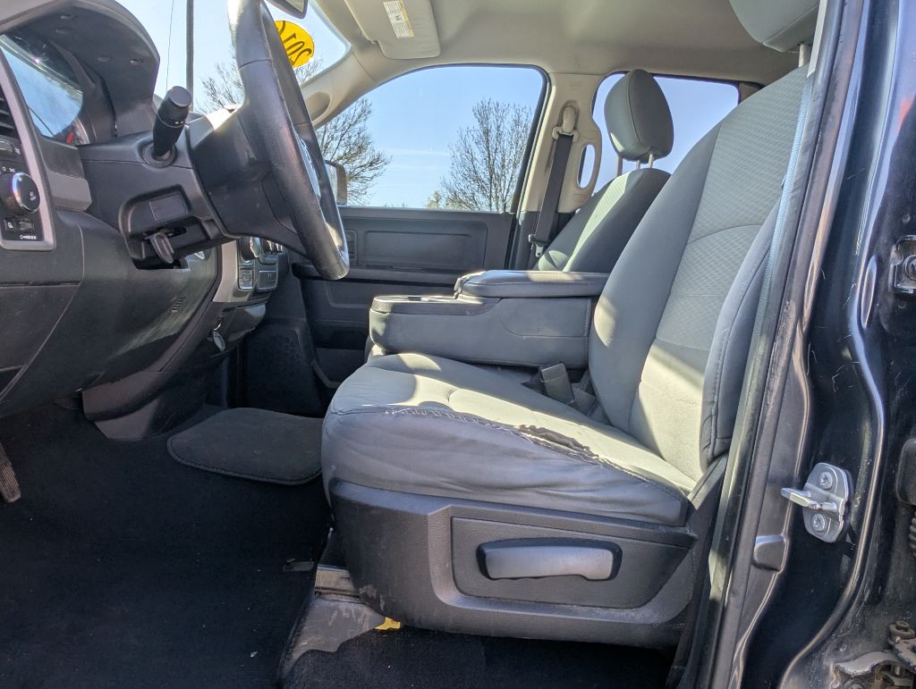 2016 RAM 1500 Image 10