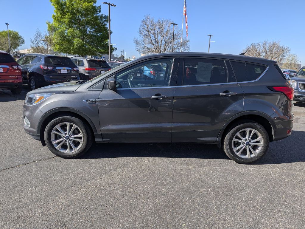 2019 Ford Escape Image 2