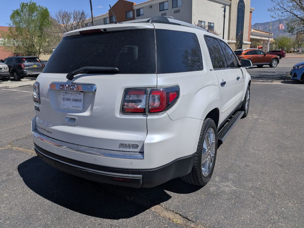 2017 GMC Acadia Image 5