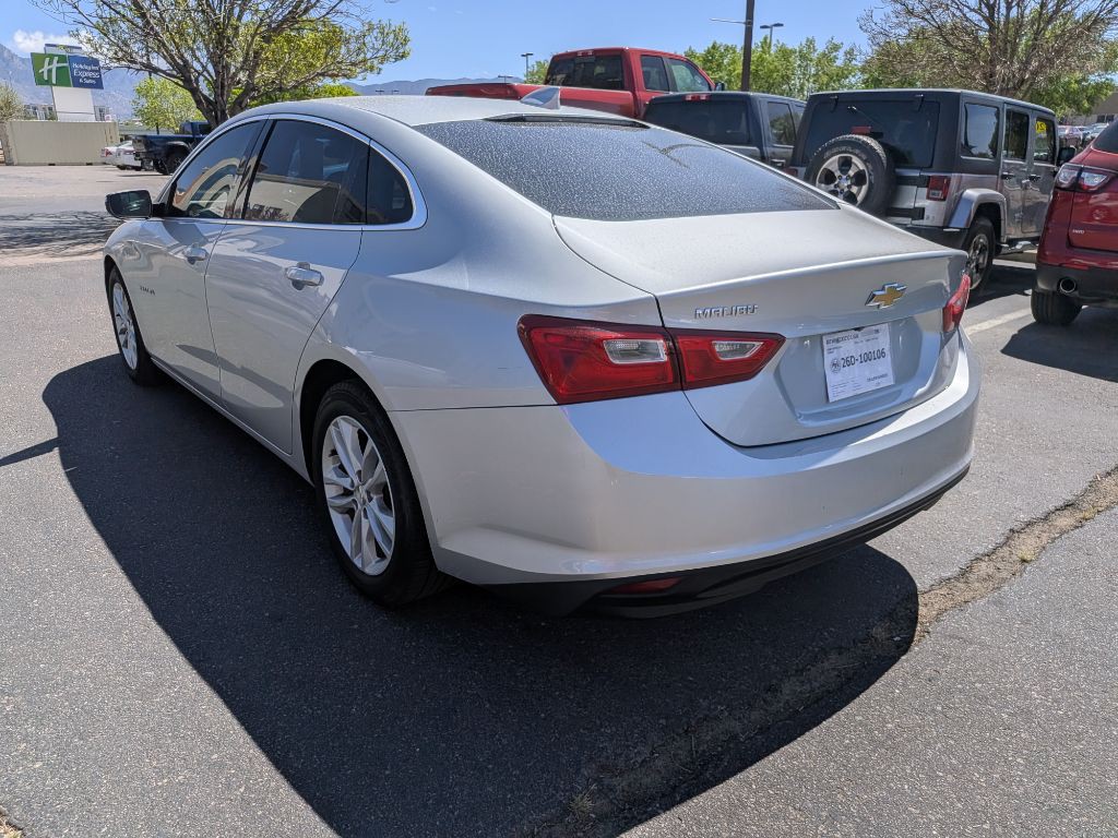2018 Chevrolet Malibu Image 4