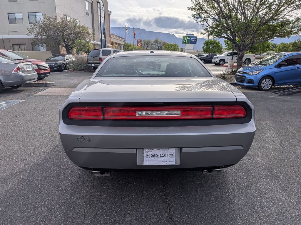 2014 Dodge Challenger Image 4