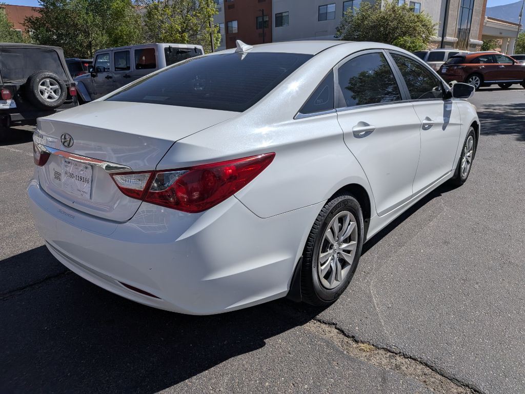 2011 Hyundai Sonata Image 5