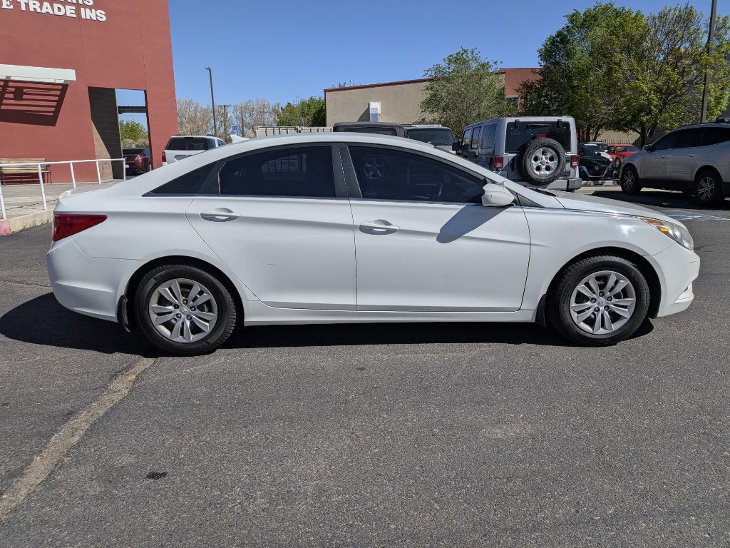 2011 Hyundai Sonata Image 6