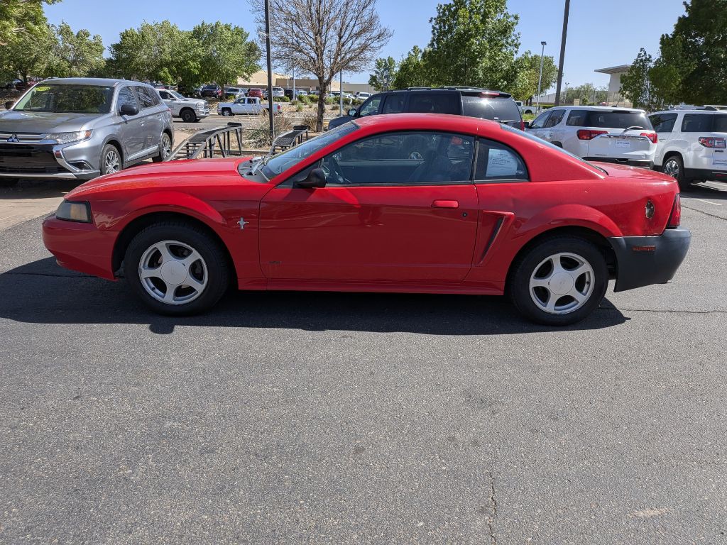 2002 Ford Mustang Image 2