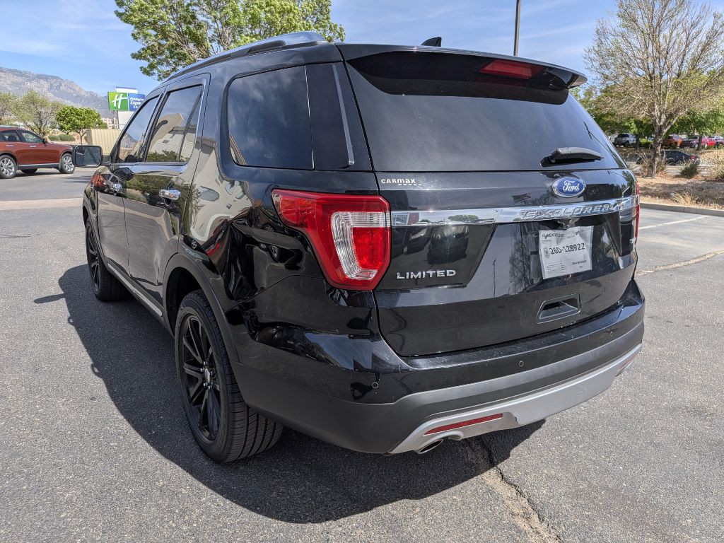 2016 Ford Explorer Image 3
