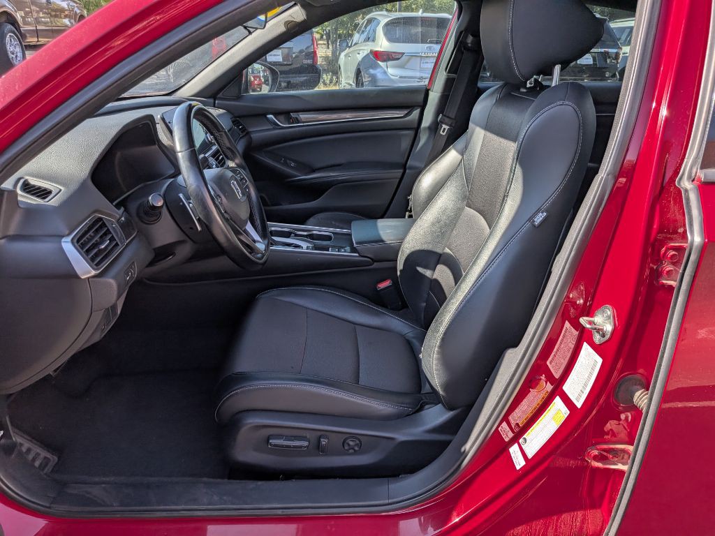2018 Honda Accord Image 10