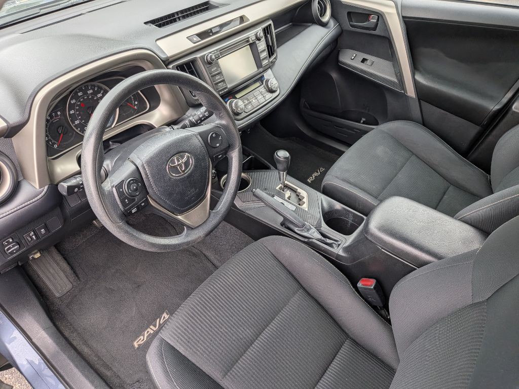 2013 Toyota Rav4 Image 9