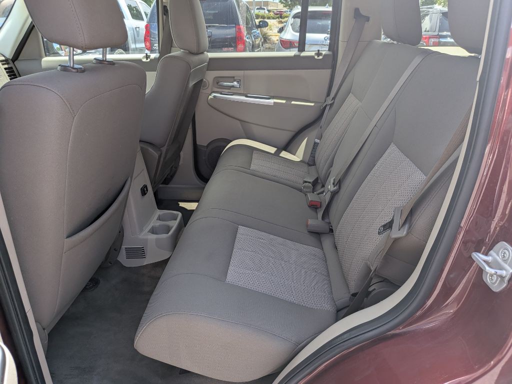 2008 Jeep Liberty Image 11