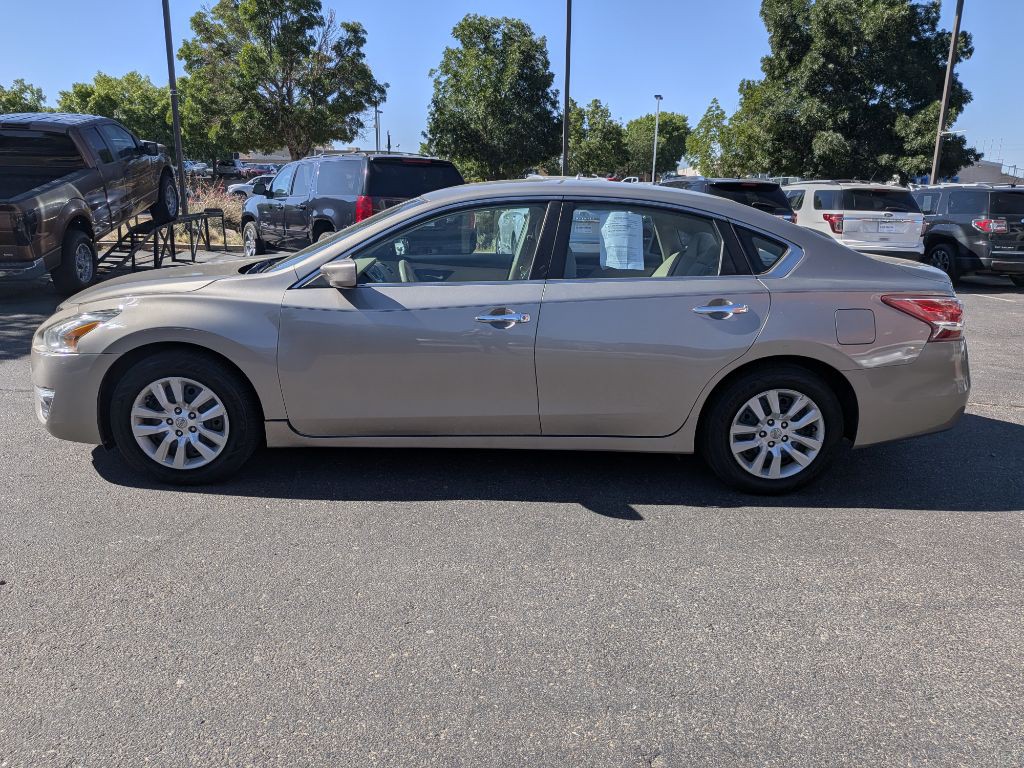 2013 Nissan Altima Image 2