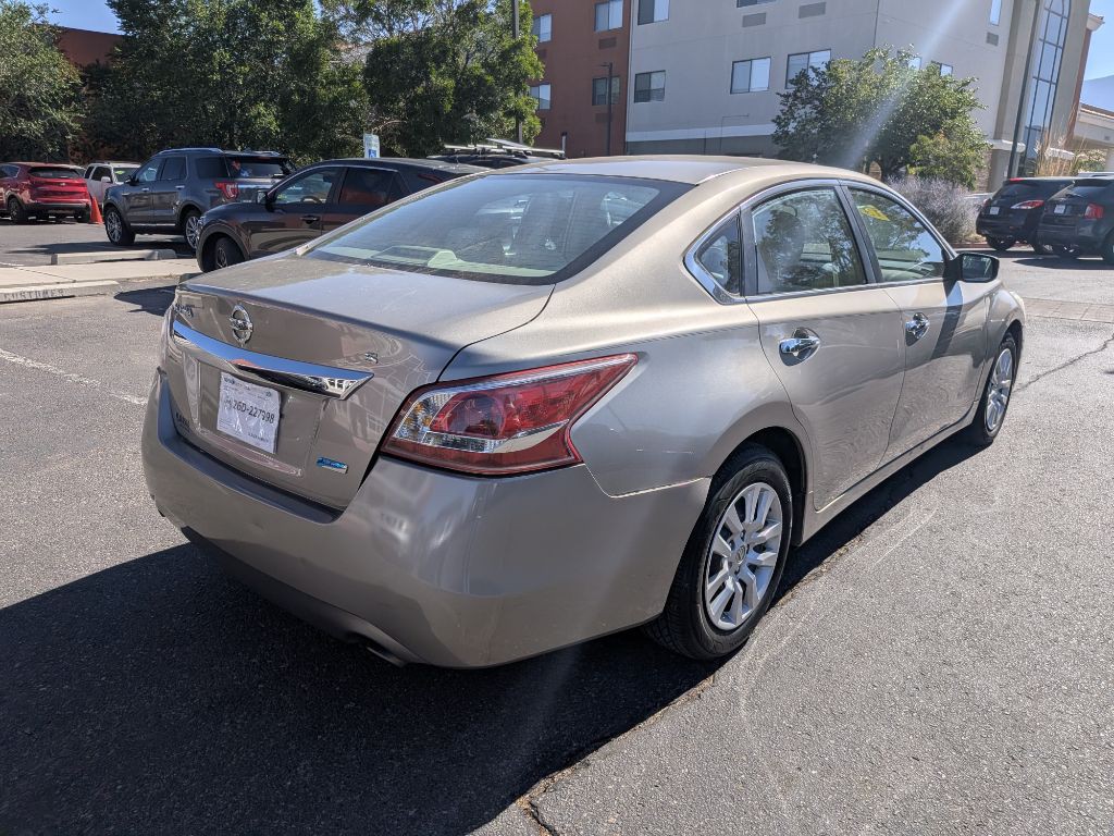 2013 Nissan Altima Image 5