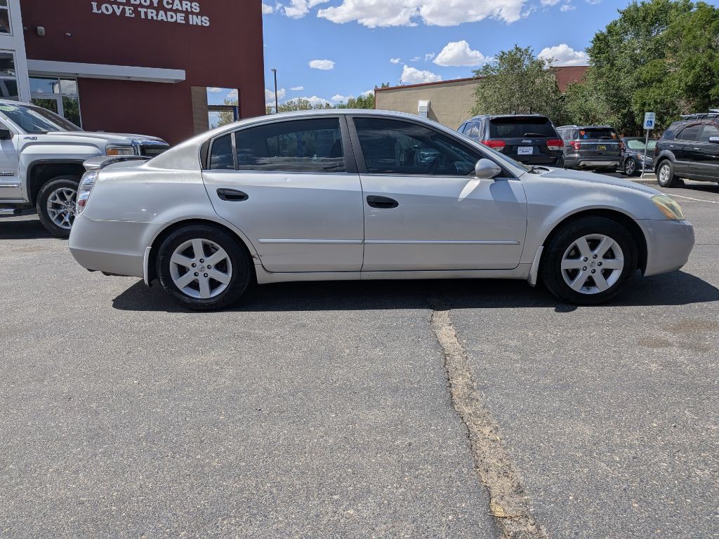 2003 Nissan Altima Image 6