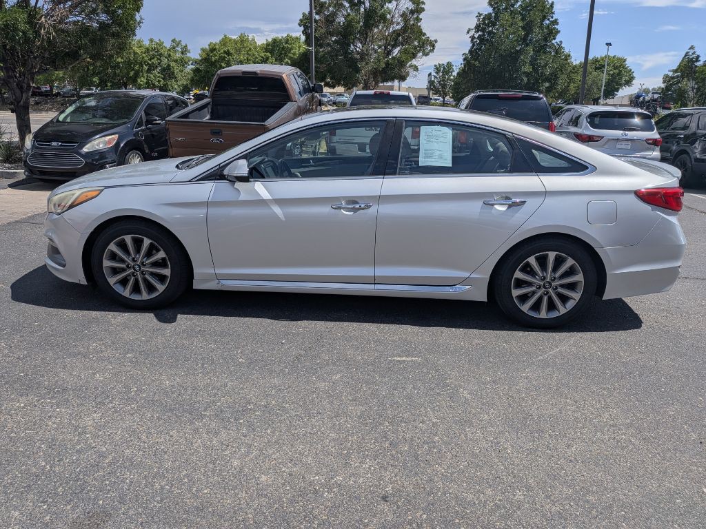 2016 Hyundai Sonata Image 2
