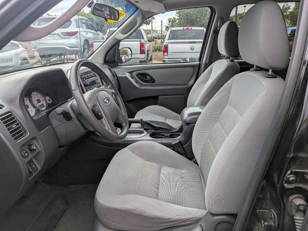 2007 Ford Escape Image 10