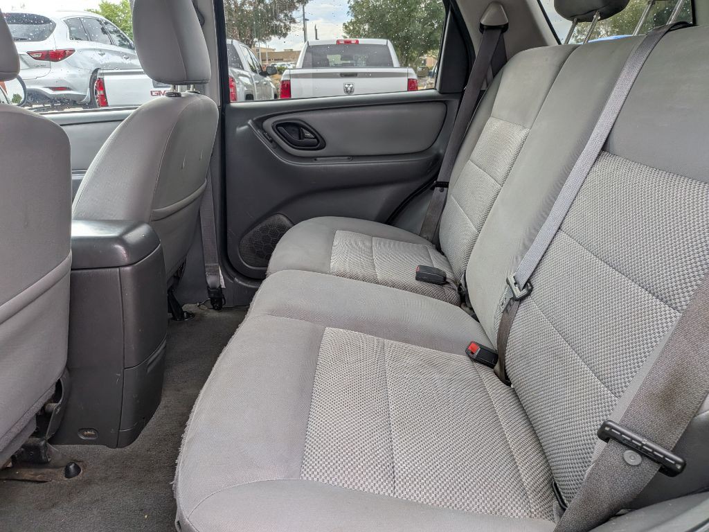 2007 Ford Escape Image 11