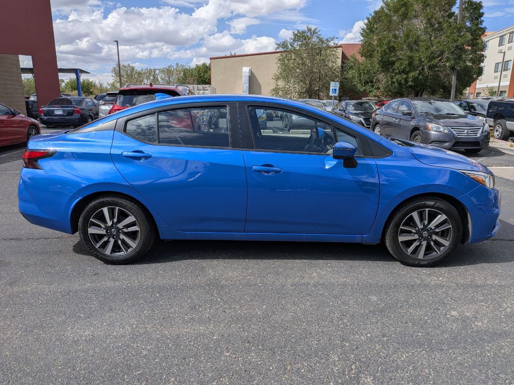 2021 Nissan Versa Image 6