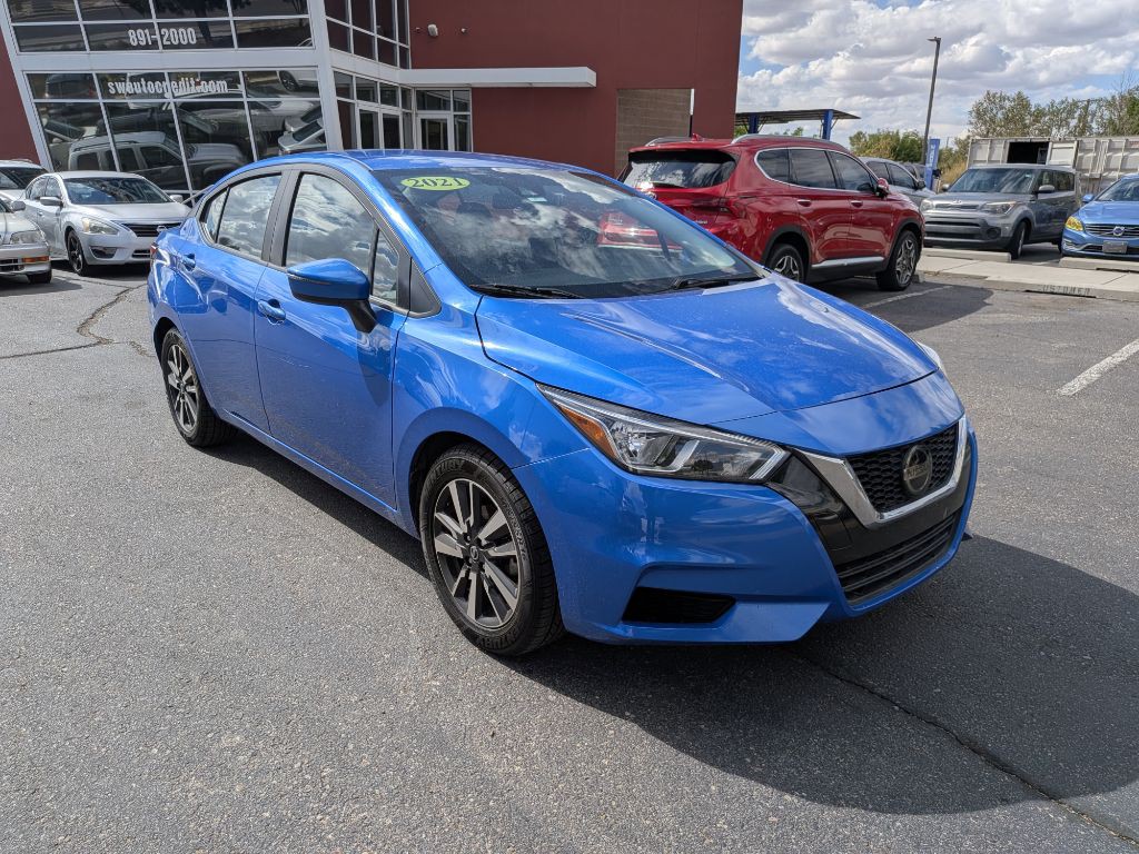 2021 Nissan Versa Image 7