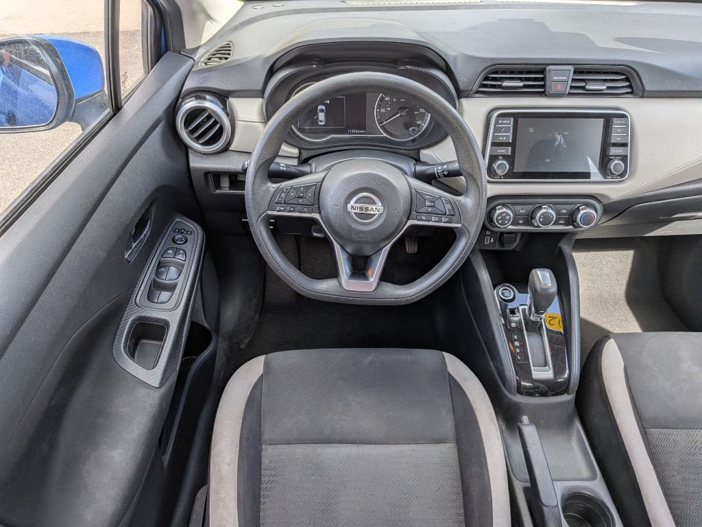 2021 Nissan Versa Image 12