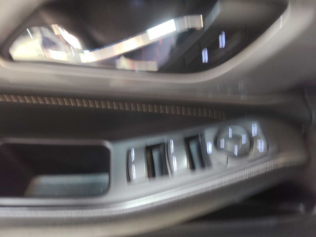 2020 Chevrolet Traverse Image 38