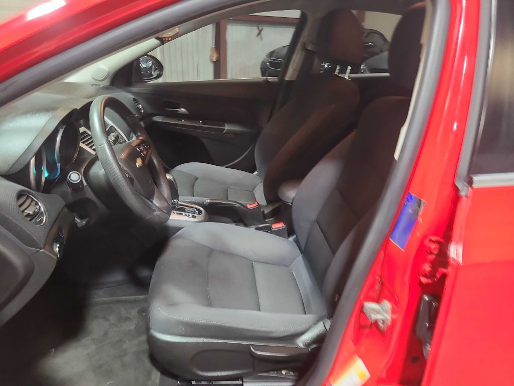 2015 Chevrolet Cruze Image 21