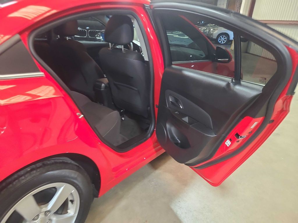 2015 Chevrolet Cruze Image 22
