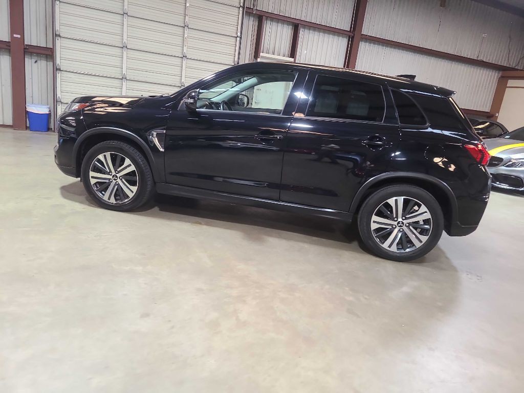 2021 Mitsubishi Outlander Image 11