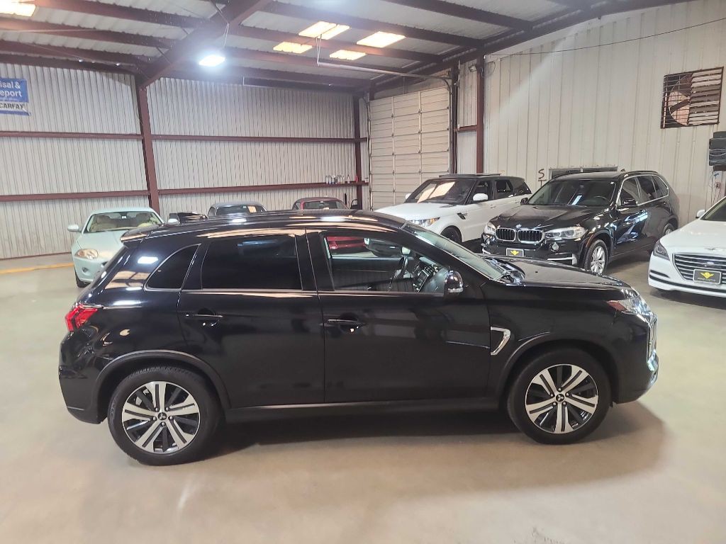 2021 Mitsubishi Outlander Image 15